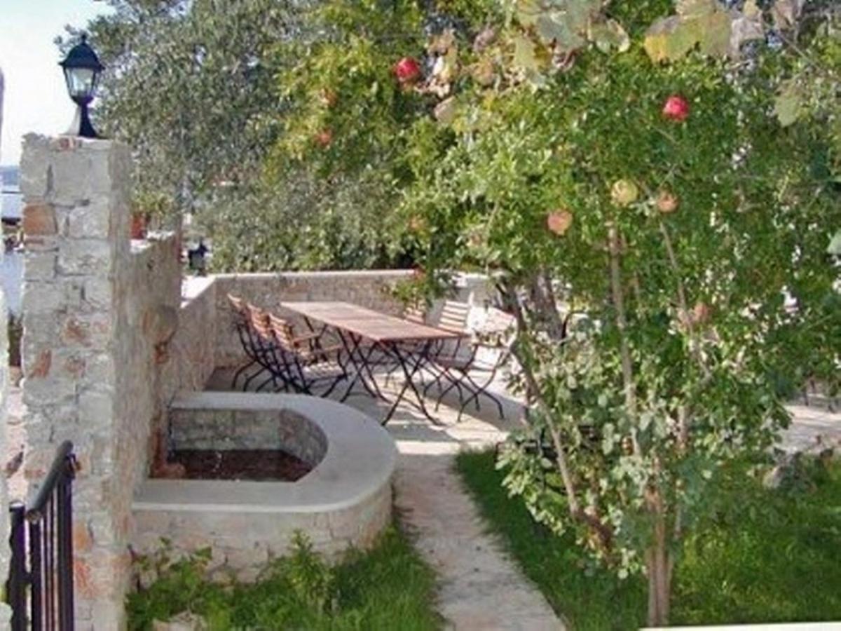 Apartments Doria - 20M From Beach Trogir Extérieur photo