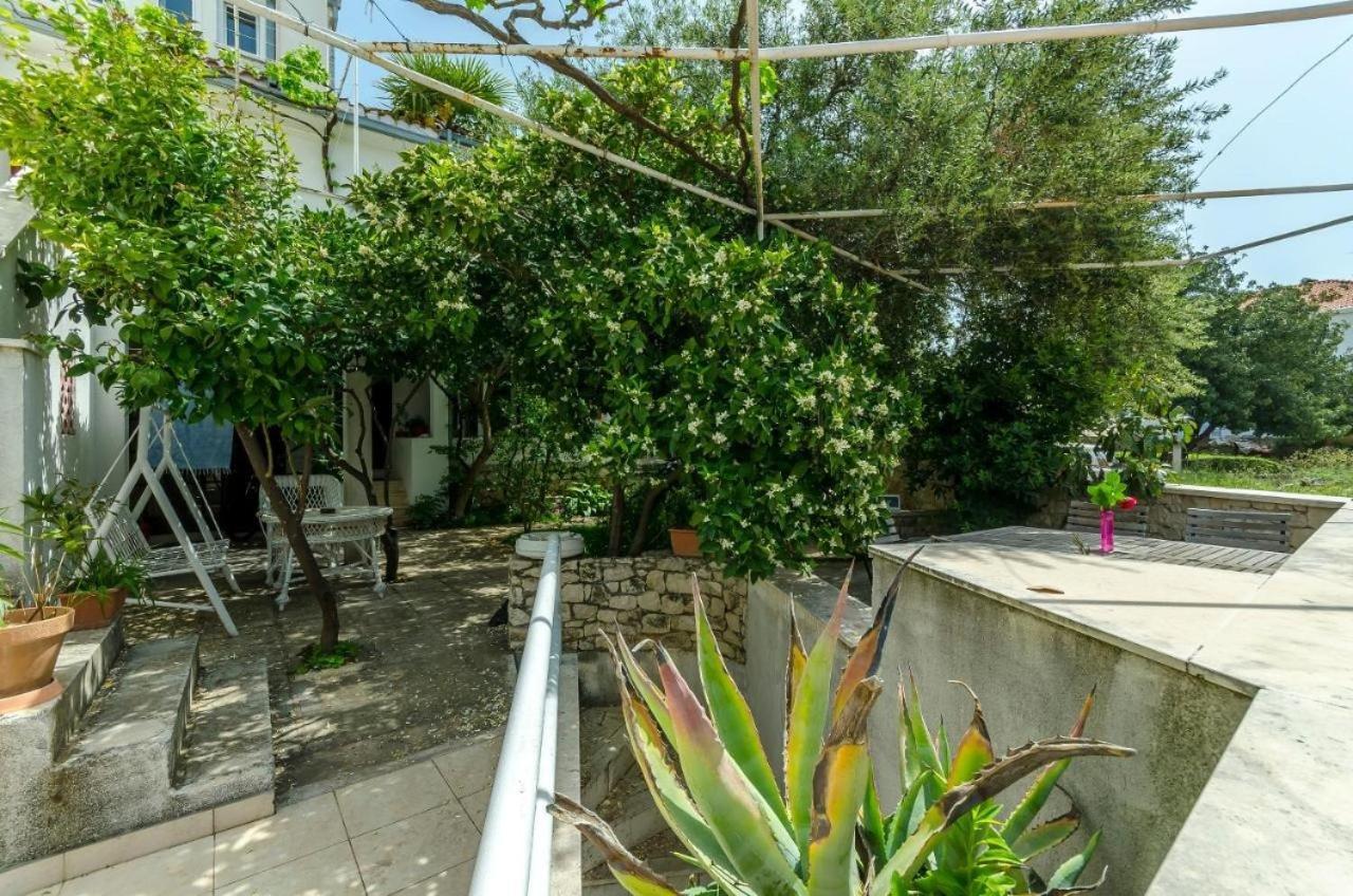 Apartments Doria - 20M From Beach Trogir Extérieur photo