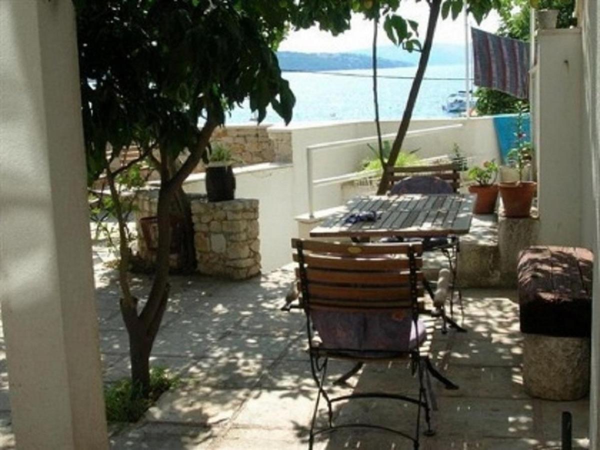 Apartments Doria - 20M From Beach Trogir Extérieur photo